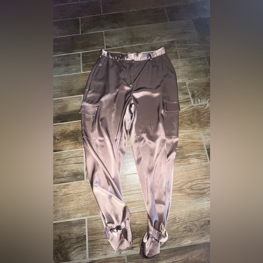 Aritzia Babaton Refined Satin Cargo Pant - Picture 3 of 7